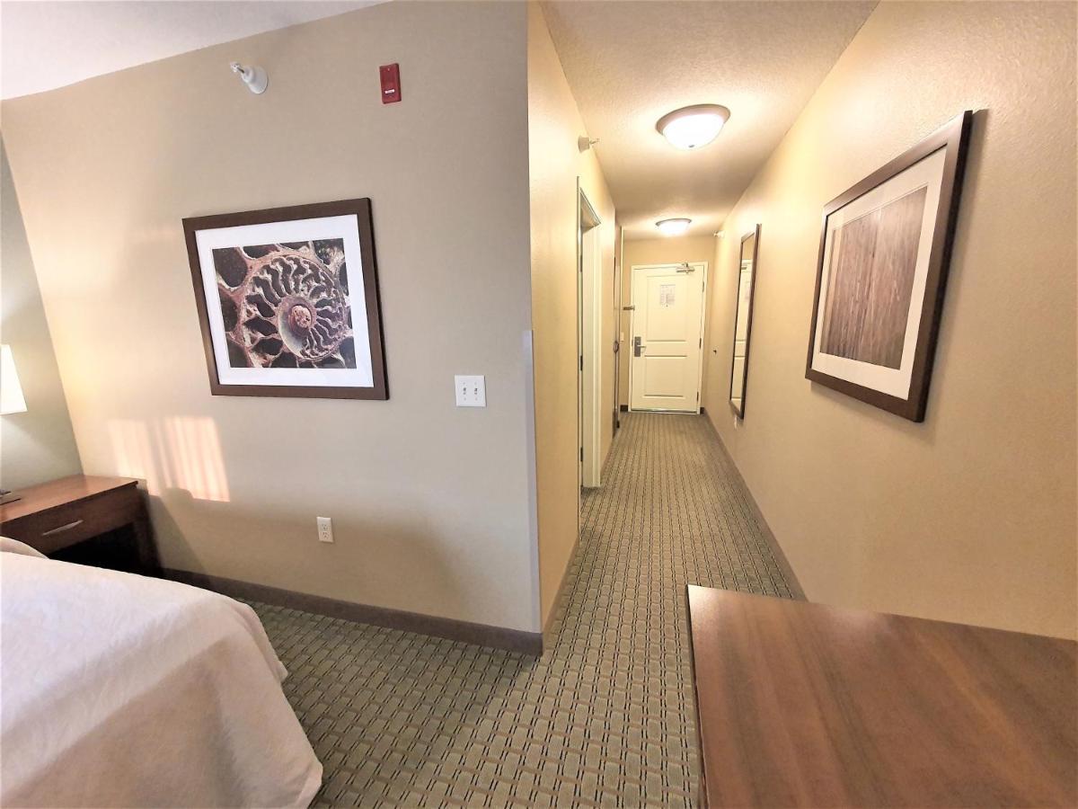 Amerivu Inn And Suites - Chisago City Esterno foto