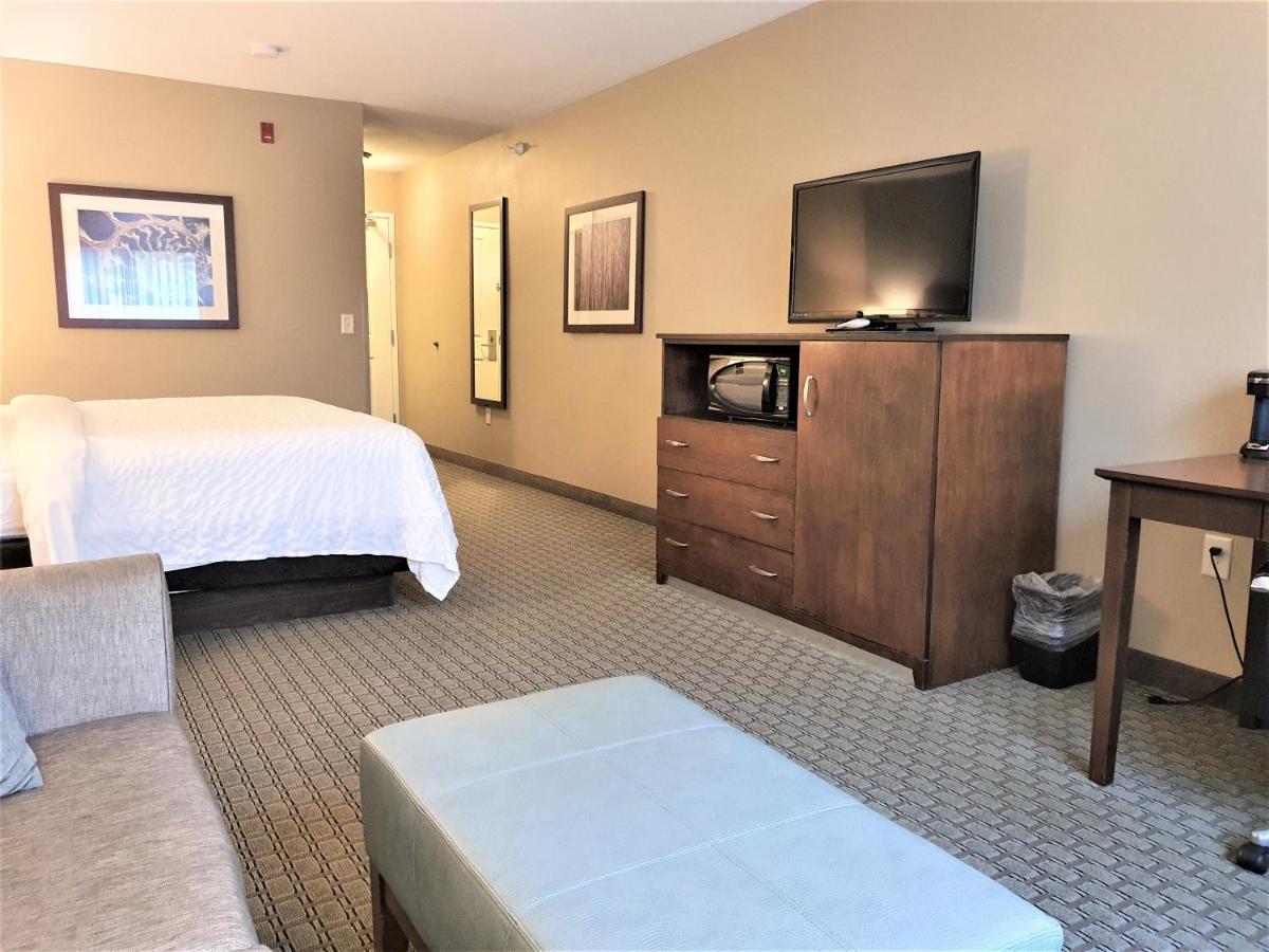 Amerivu Inn And Suites - Chisago City Esterno foto