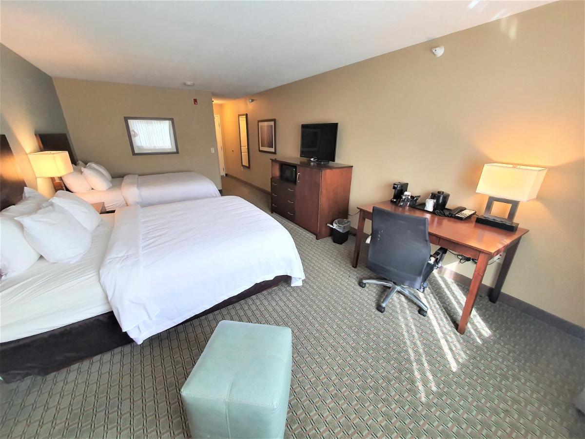Amerivu Inn And Suites - Chisago City Esterno foto