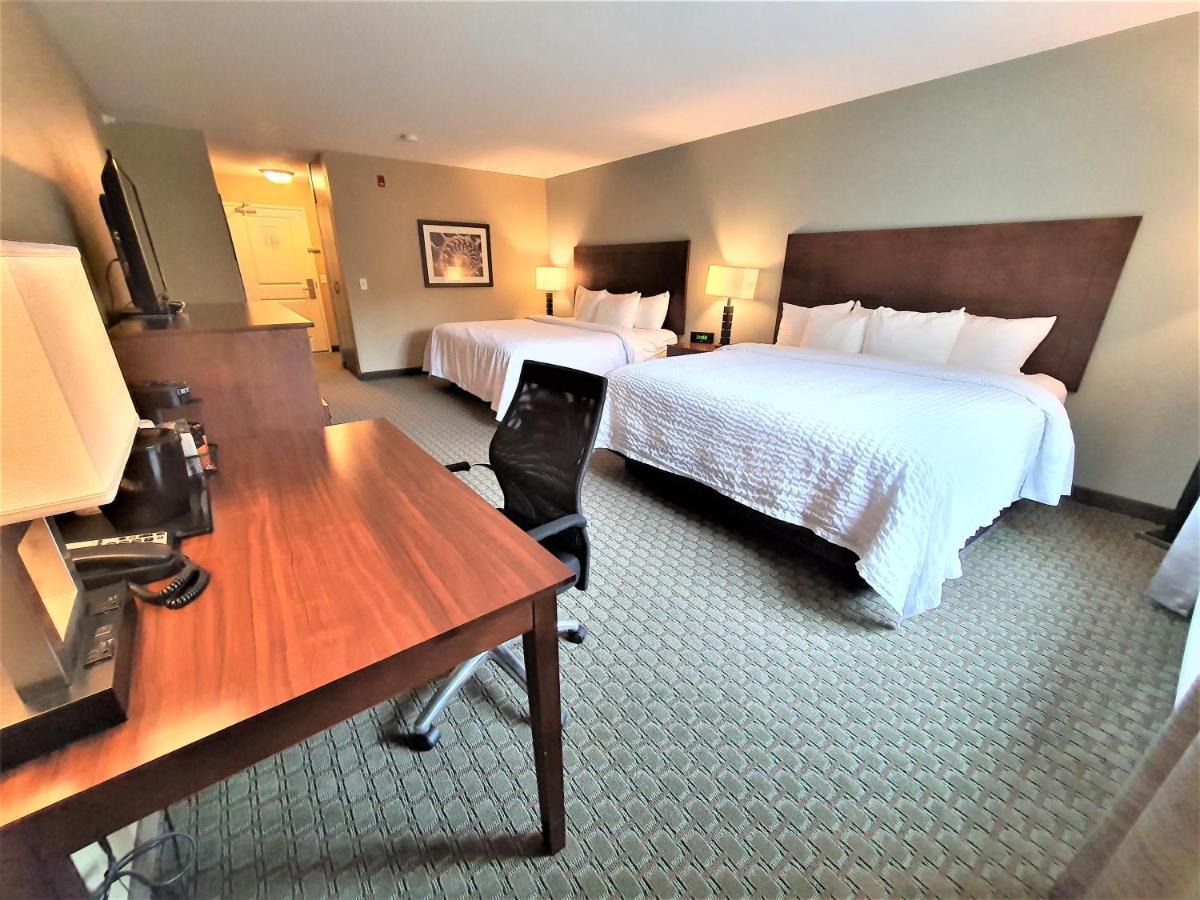 Amerivu Inn And Suites - Chisago City Esterno foto