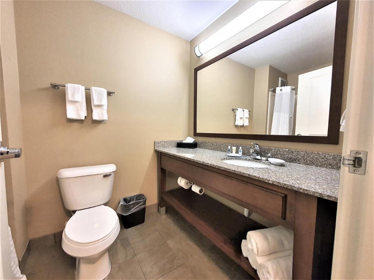 Amerivu Inn And Suites - Chisago City Esterno foto