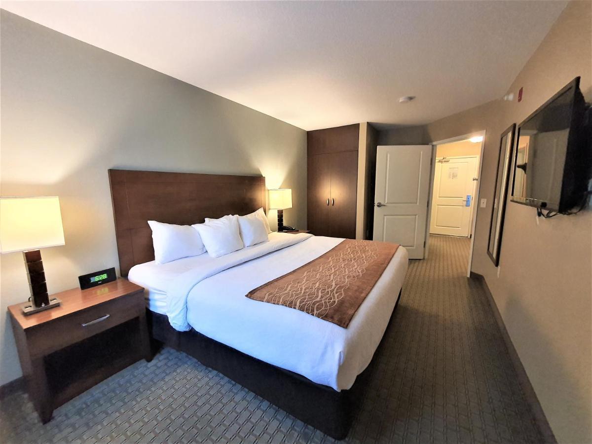 Amerivu Inn And Suites - Chisago City Esterno foto